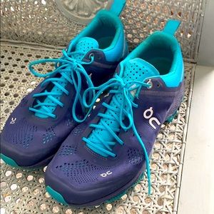OC zero gravity running shoes women’s size 8.5